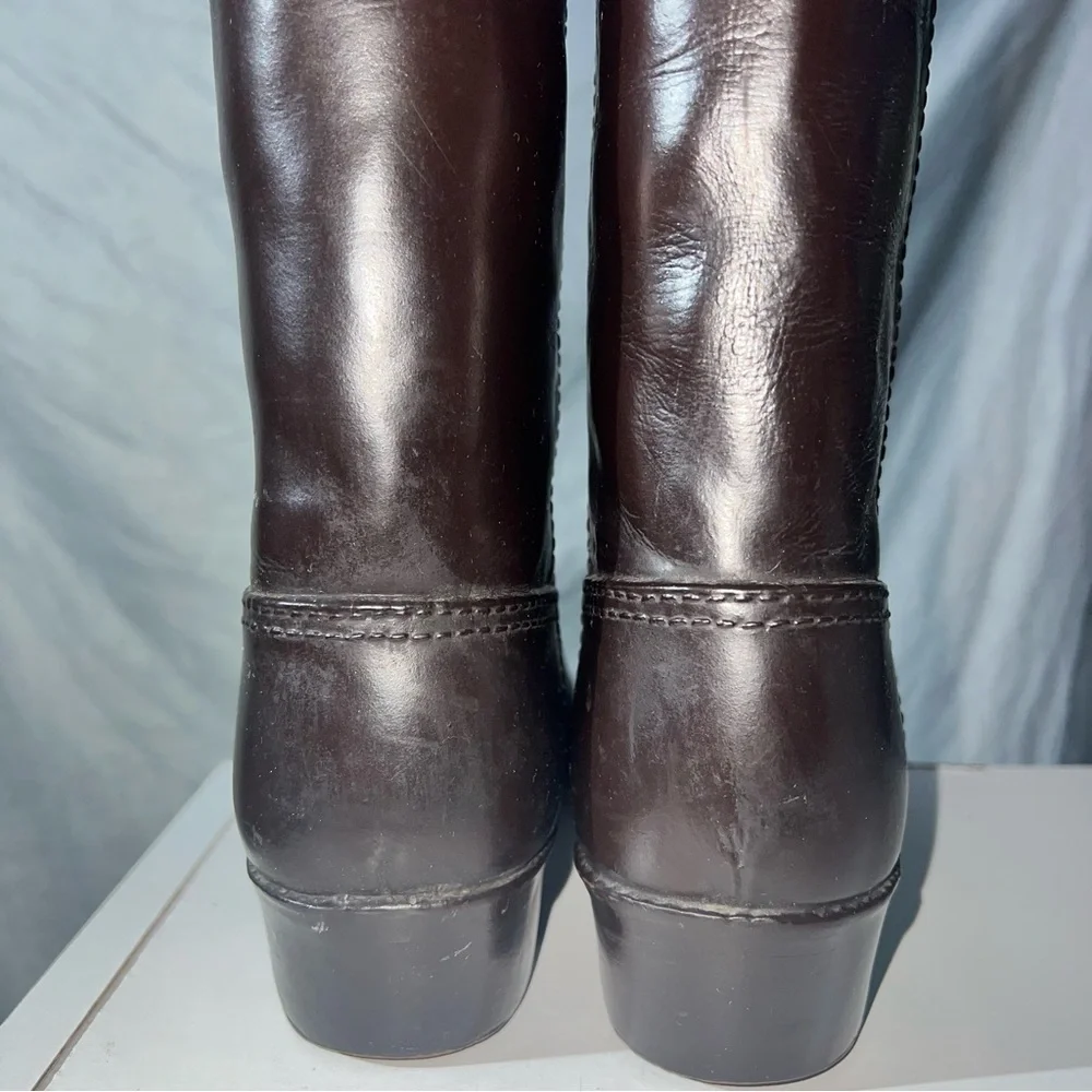 Weatherproof Women’s Heeled Boots - Picture 7 of 10